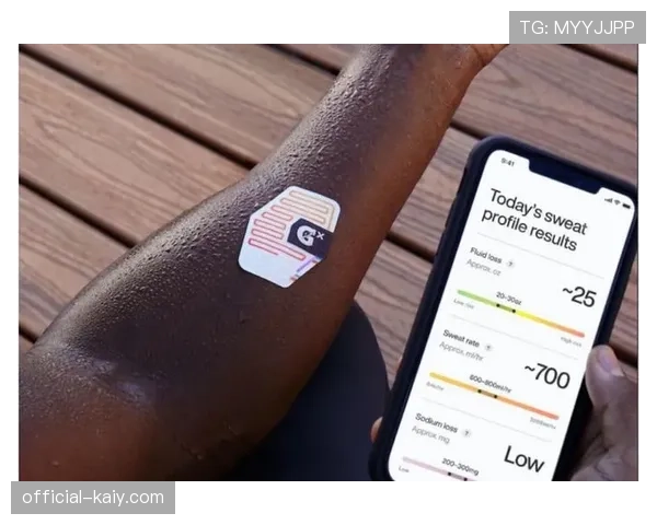 运动传感器公司发布羽球专用穿戴设备，可实时分析挥拍数据